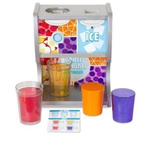 Melissa & Doug Thirst Quencher Play Set!